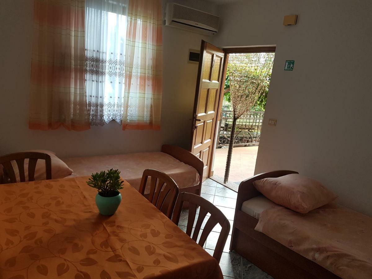 Apartman Edin Umag Eksteriør billede